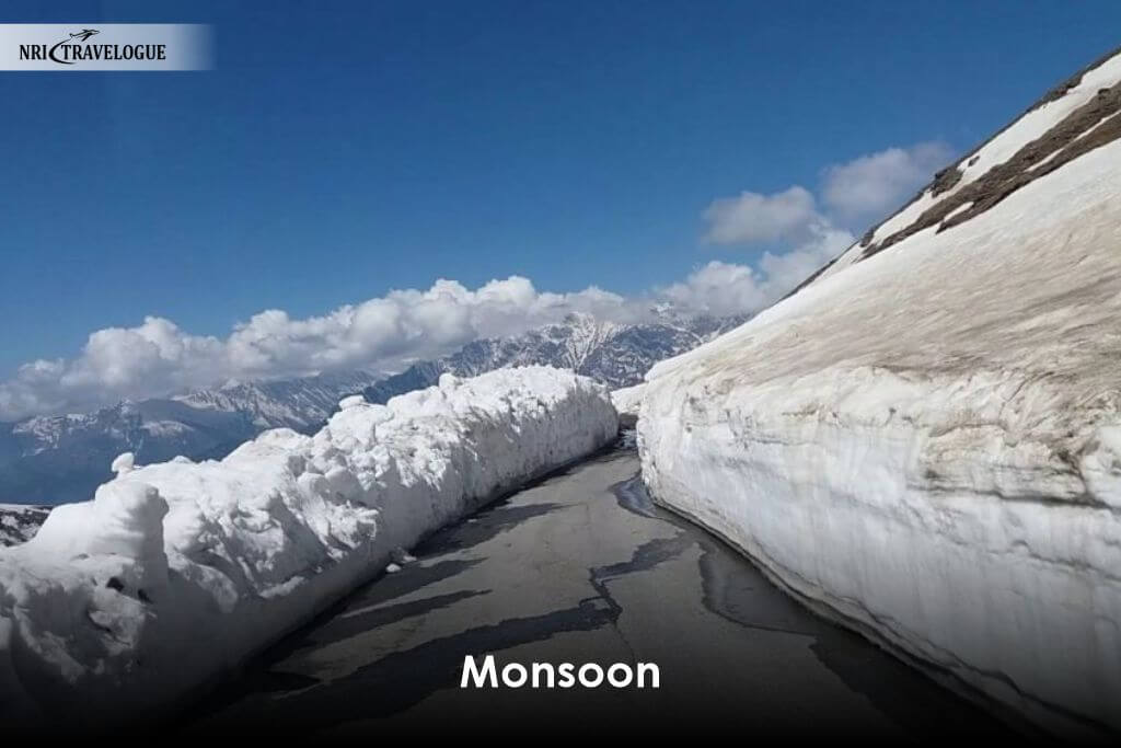 Rohtang Pass in Monsoon (July to September)